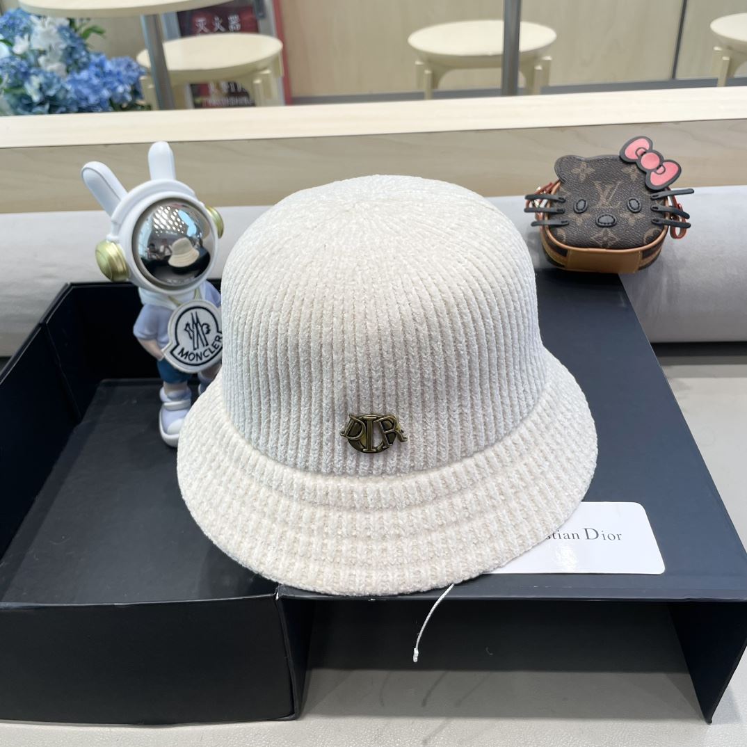 Christian Dior Caps